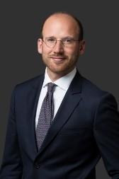 Photo de profil - ANTON Arthur | Avocat associé | Lettre des réseaux